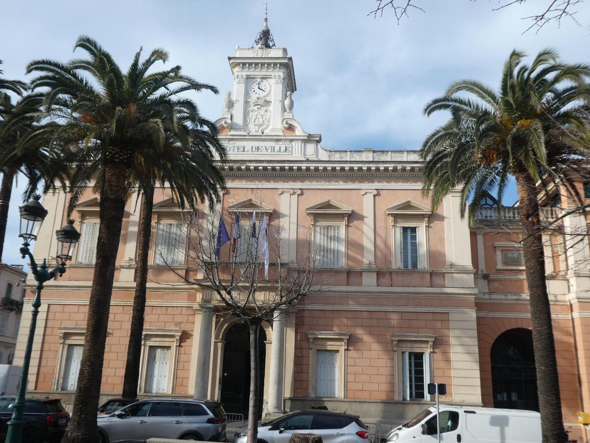 Appartement Ajaccio Sanguinaires T3 Proche Trottel Et 150m De La Mer, Belle *